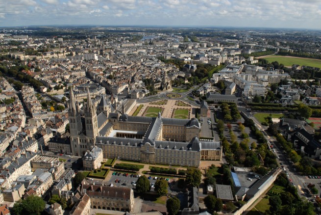 CAEN LA MER