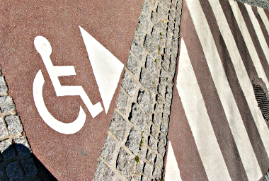 passage-pieton-handicap-flickrcc-p-bisson