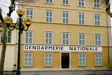gendarmerie-de-st-tropez-flickrcc-s-mercier