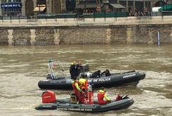 crue-seine-paris-juin2016-pompiers-police
