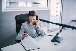 Adjoint administratif