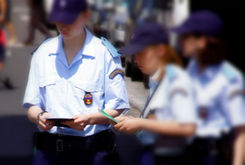 femmes-police-paris-c-goldberg-flickrcc