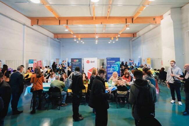 FORUM EMPLOI HAY AUX ROSES